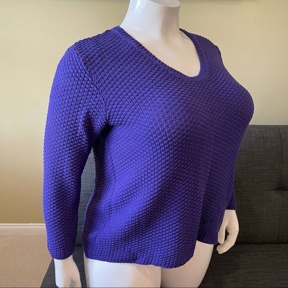 Purple V-Neck Knit Sweater - Picture 3 of 6